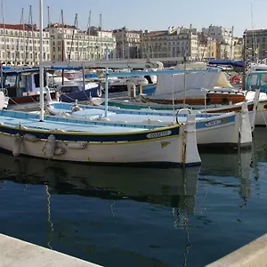 Vieux Port Chic , Marseille France
